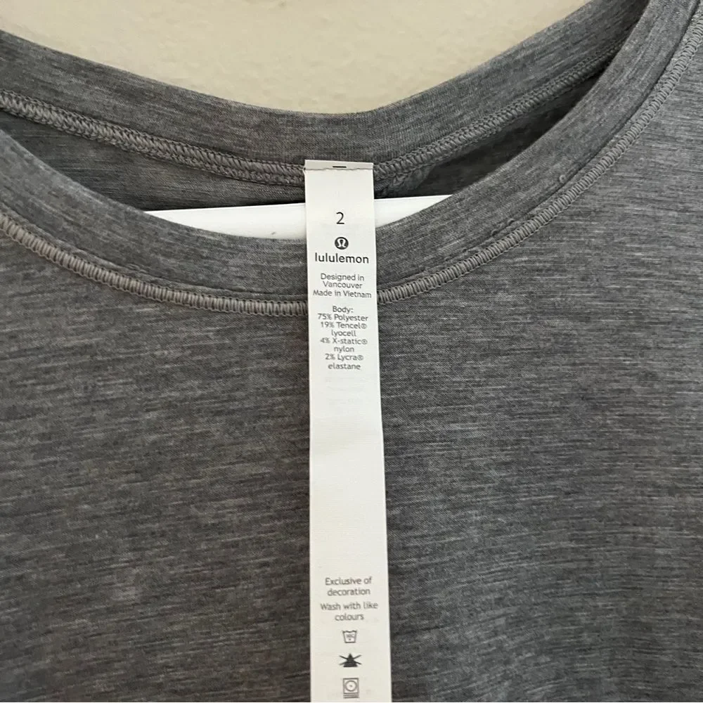 Lululemon Wild Twist Open Back Gray Long Sleeve Shirt Top Size 2